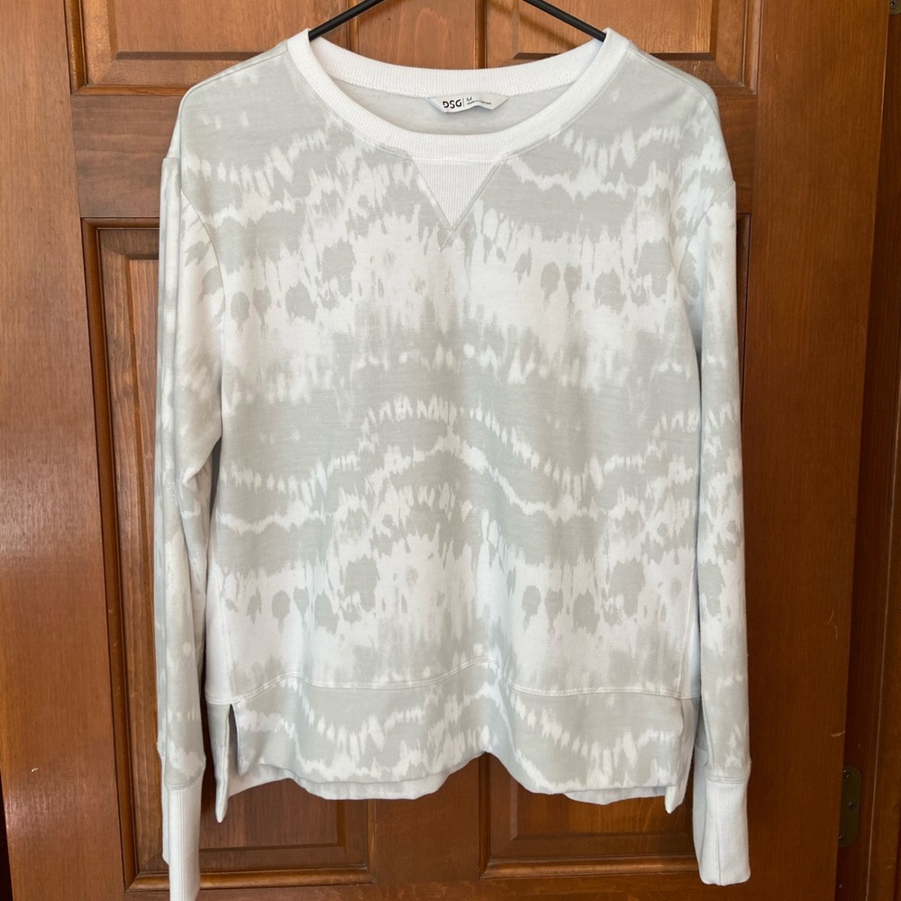 NWOT DSG Sweatshirt